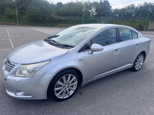 Used Toyota Avensis 2010 for sale - 75626969: Photo 12