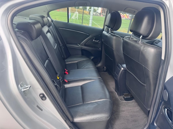Used Toyota Avensis 2010 for sale - 75626969: Photo 37