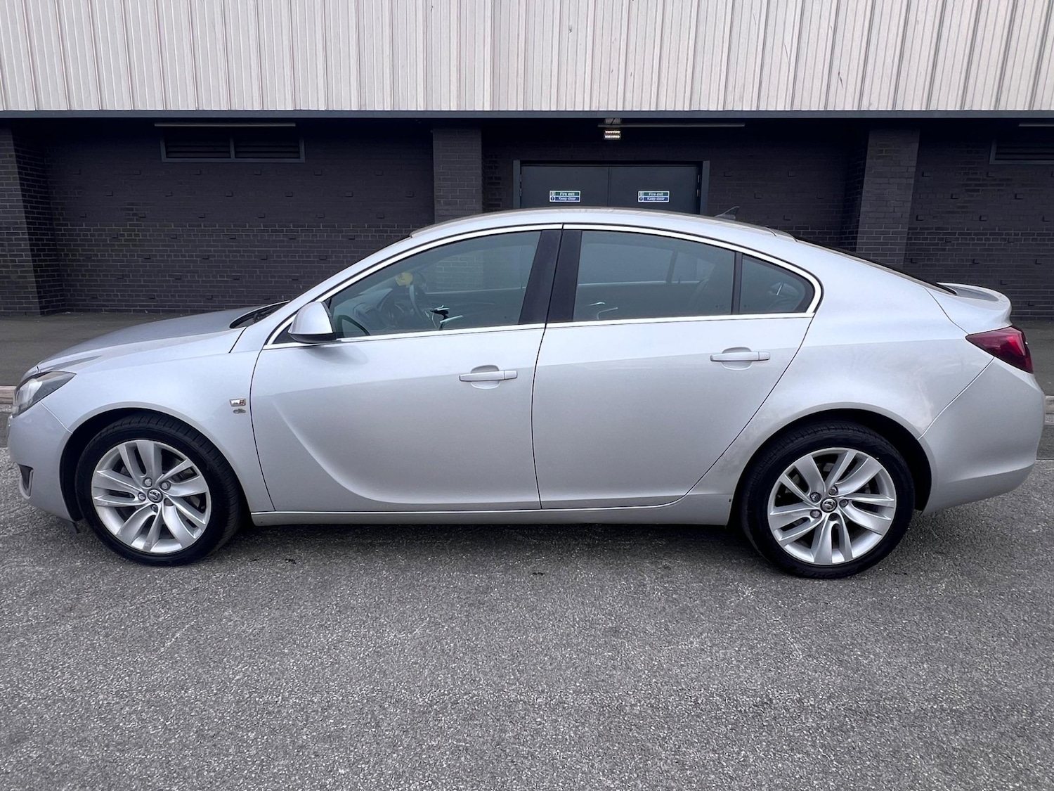 Used Vauxhall Insignia 2014 for sale - 75626959: Photo 12