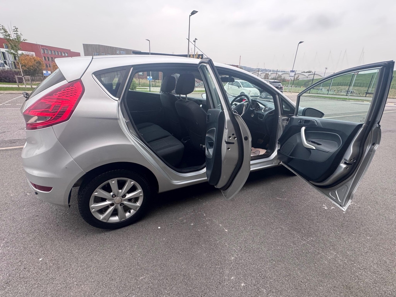 Used Ford Fiesta 2009 for sale - 76314434: Photo 34