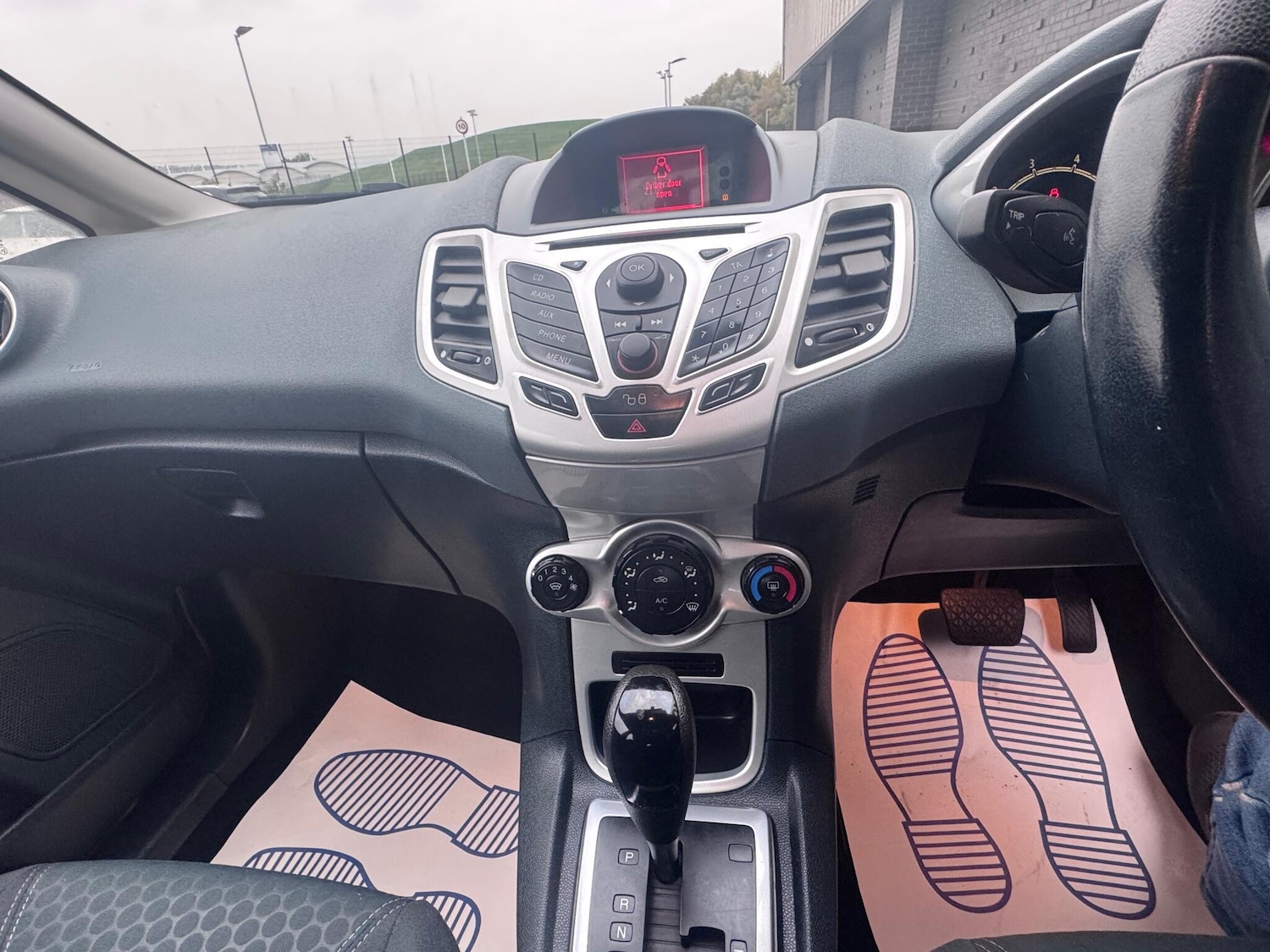 Used Ford Fiesta 2009 for sale - 76314434: Photo 37