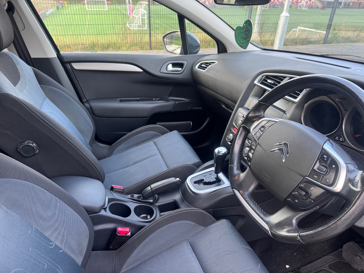 Used Citroen C4 2012 for sale - 77067695: Photo 17