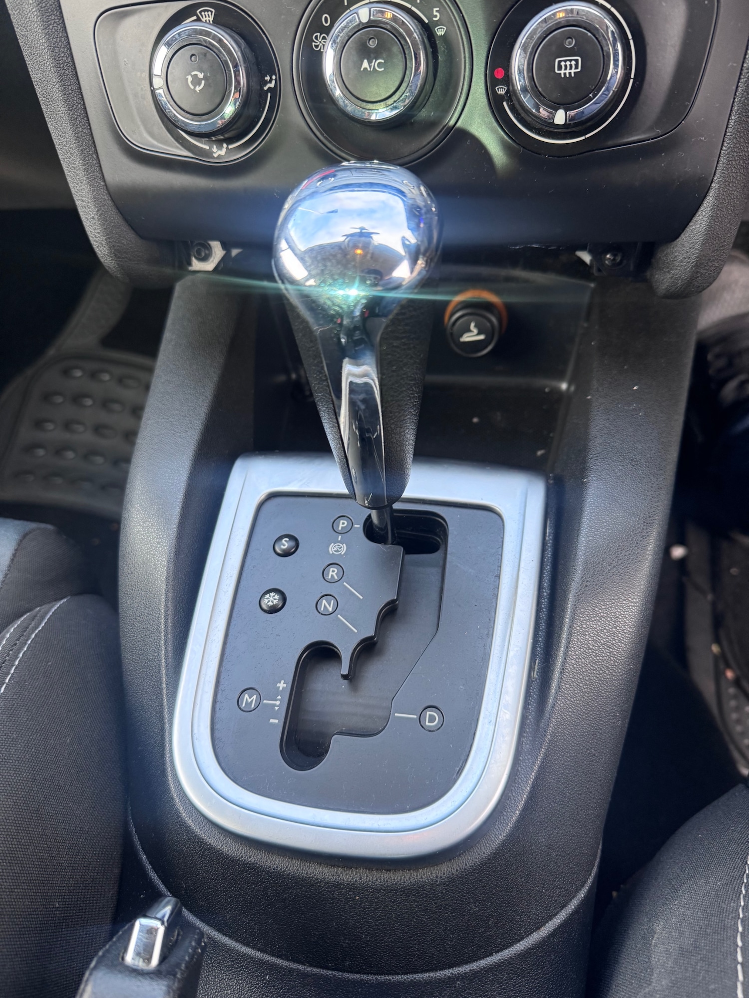 Used Citroen C4 2012 for sale - 77067695: Photo 8