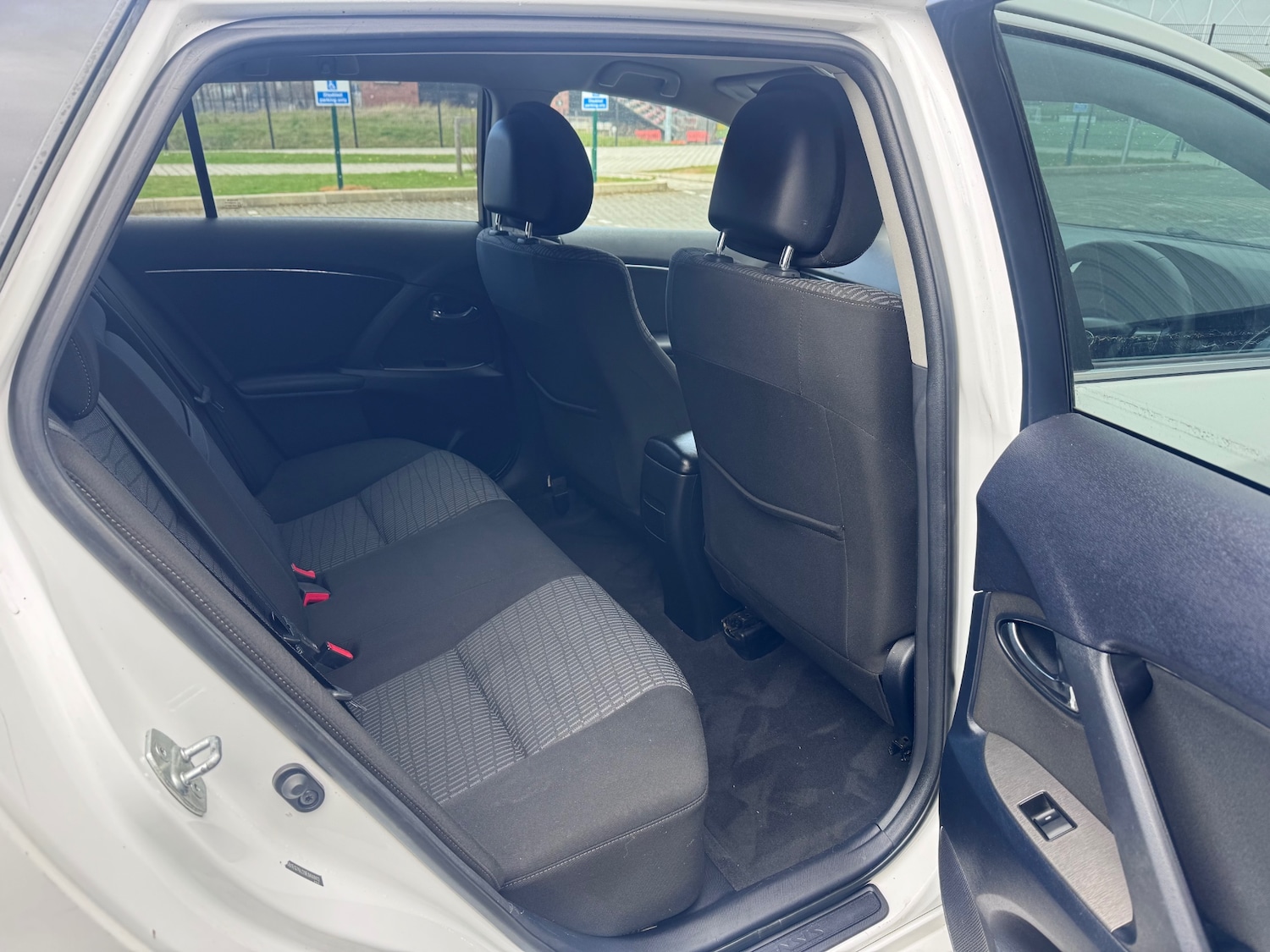 Used Toyota Avensis 2010 for sale - 78074283: Photo 16