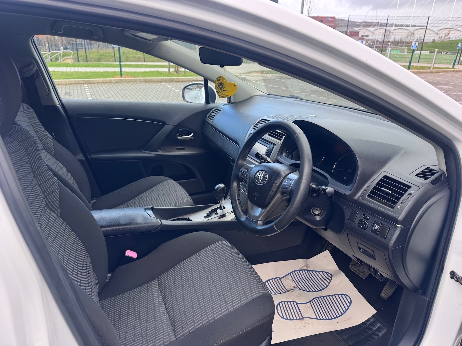 Used Toyota Avensis 2010 for sale - 78074283: Photo 17