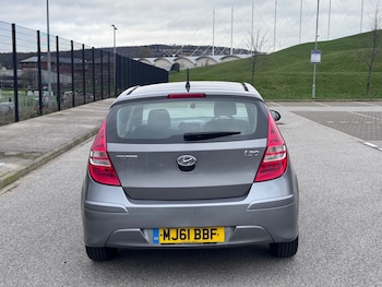 Used Hyundai i30 2011 for sale - 77710780: Photo