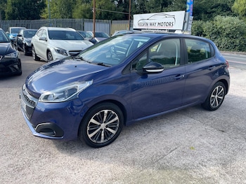 Used Peugeot 208 2016 for sale - 75431463: Photo