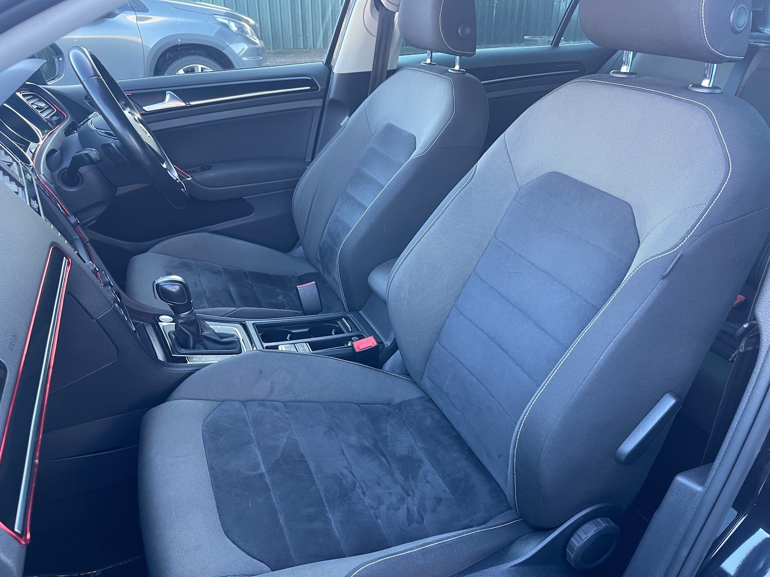 Used Volkswagen Golf 2023 for sale - 77088742: Photo 12