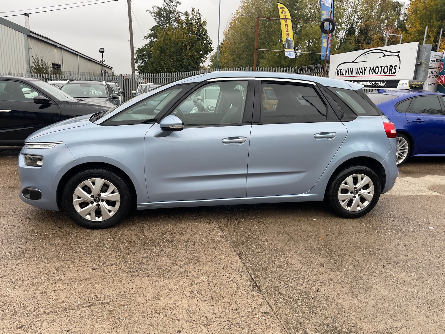 Used Citroen C4 Picasso 2016 for sale - 76273747: Photo 3