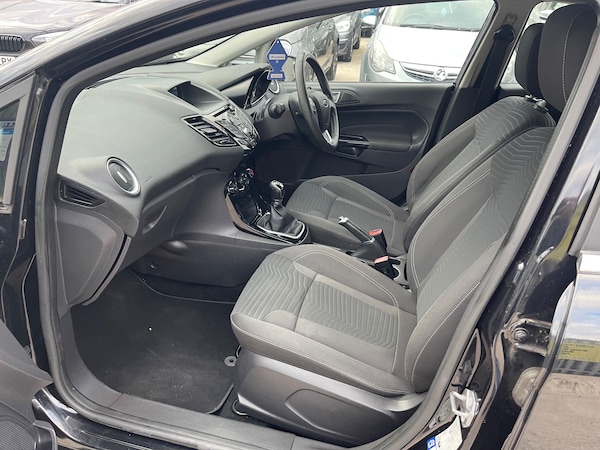 Used Ford Fiesta 2016 for sale - 76062740: Photo 17
