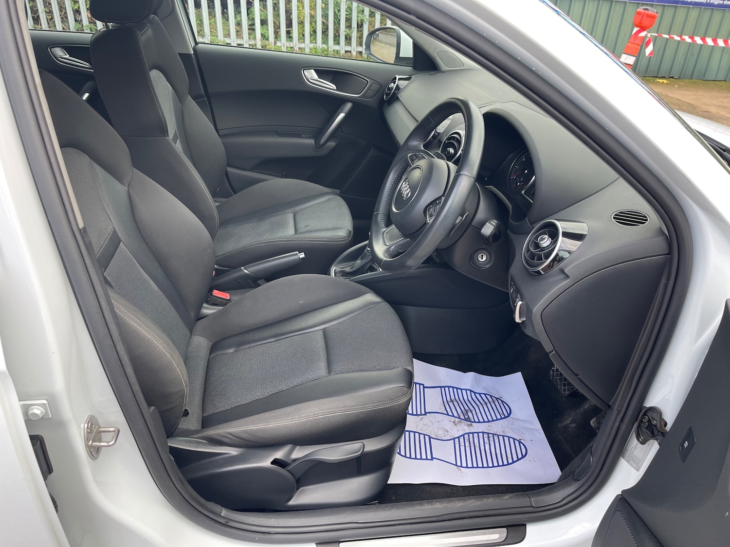 Used Audi A1 2015 for sale - 76477482: Photo 12