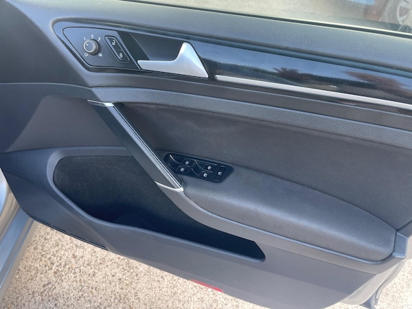 Used Volkswagen Golf 2022 for sale - 75702771: Photo 18