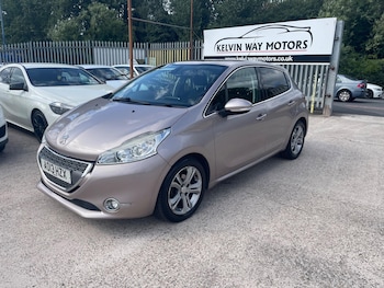 Used Peugeot 208 2013 for sale - 75702773: Photo