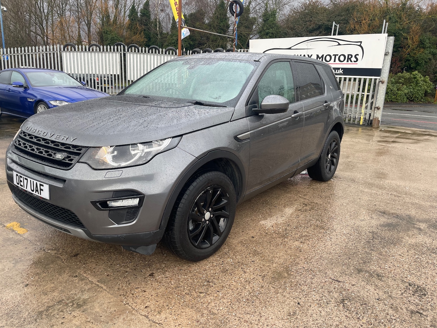 Used Land Rover Discovery Sport 2017 for sale - 77187660: Photo 2