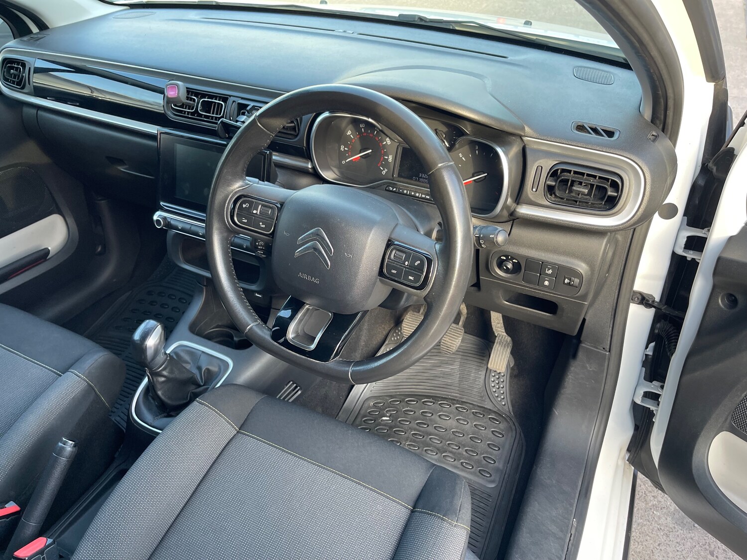 Used Citroen C3 2017 for sale - 78154850: Photo 19