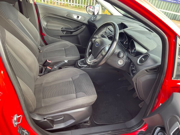 Used Ford Fiesta 2014 for sale - 75999343: Photo 14