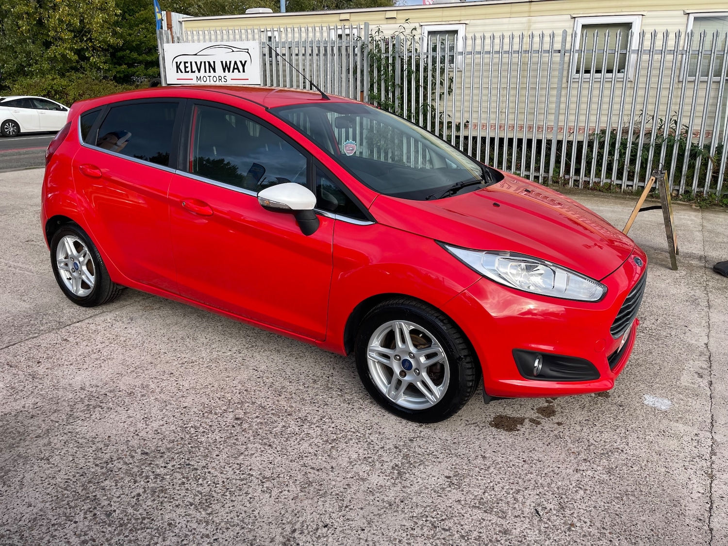 Used Ford Fiesta 2014 for sale - 75999343: Photo 4