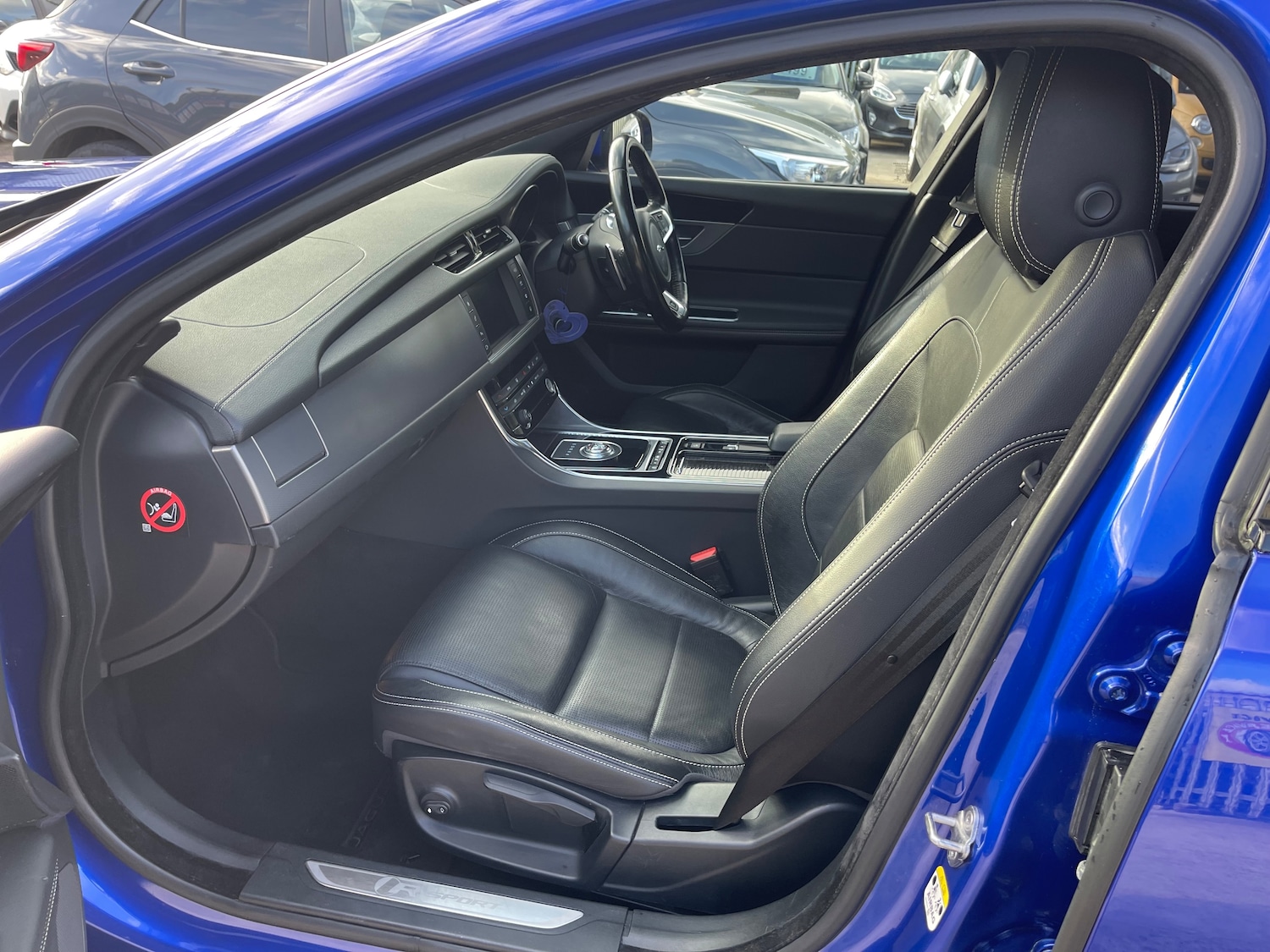 Used Jaguar XF 2018 for sale - 76229717: Photo 12