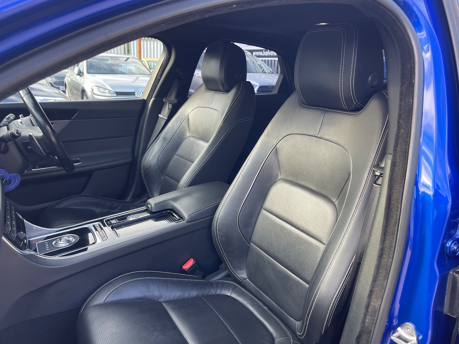 Used Jaguar XF 2018 for sale - 76229717: Photo 14