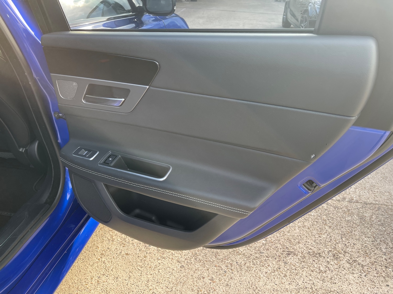 Used Jaguar XF 2018 for sale - 76229717: Photo 23