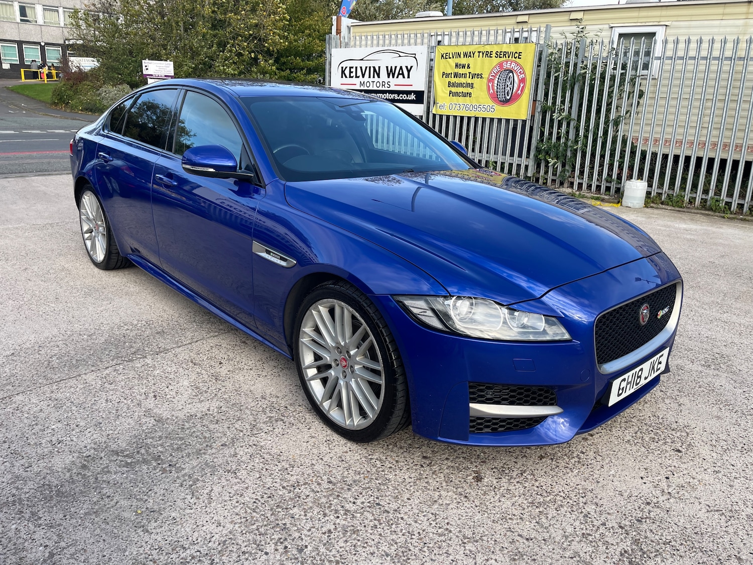 Used Jaguar XF 2018 for sale - 76229717: Photo 4