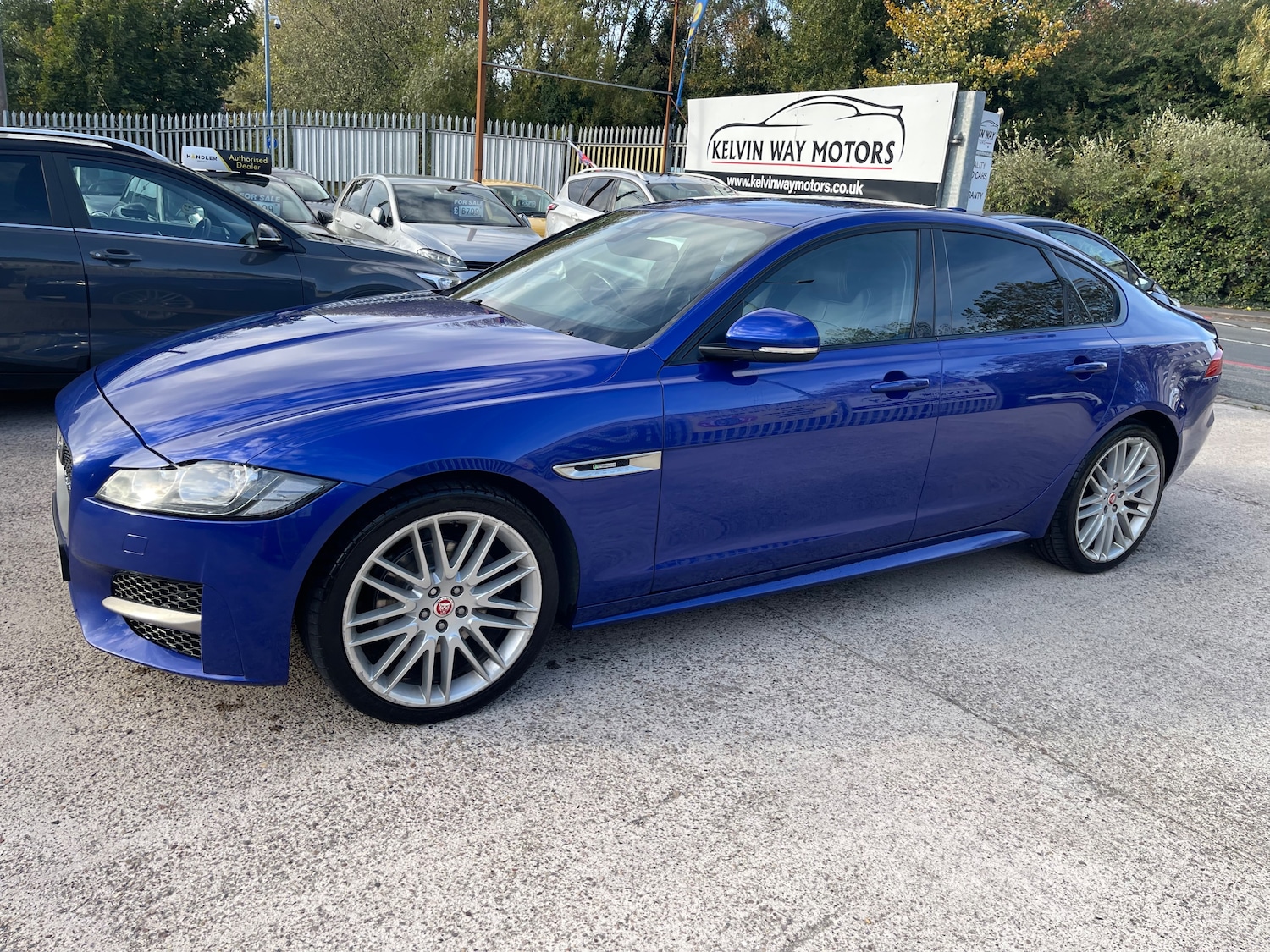 Used Jaguar XF 2018 for sale - 76229717: Photo 9