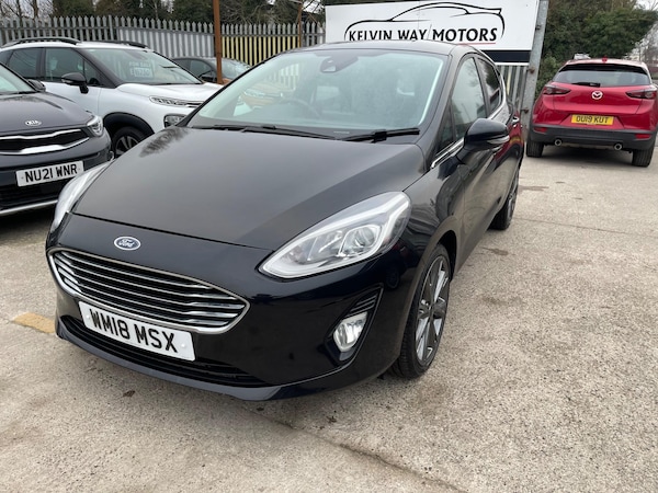 Used Ford Fiesta 2018 for sale - 75702755: Photo 1