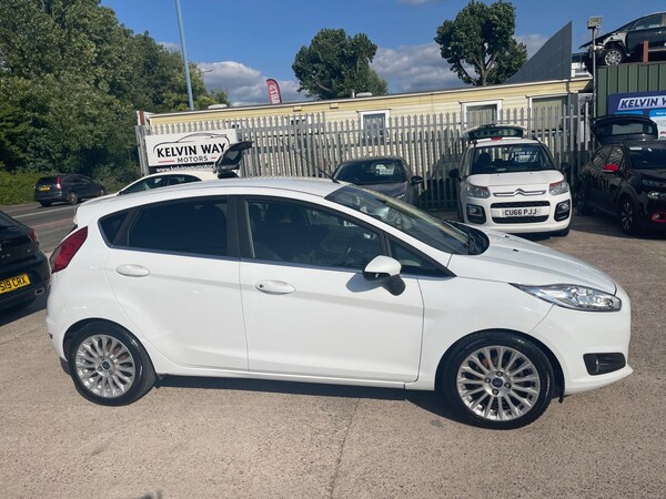 Used Ford Fiesta 2013 for sale - 75702747: Photo 3
