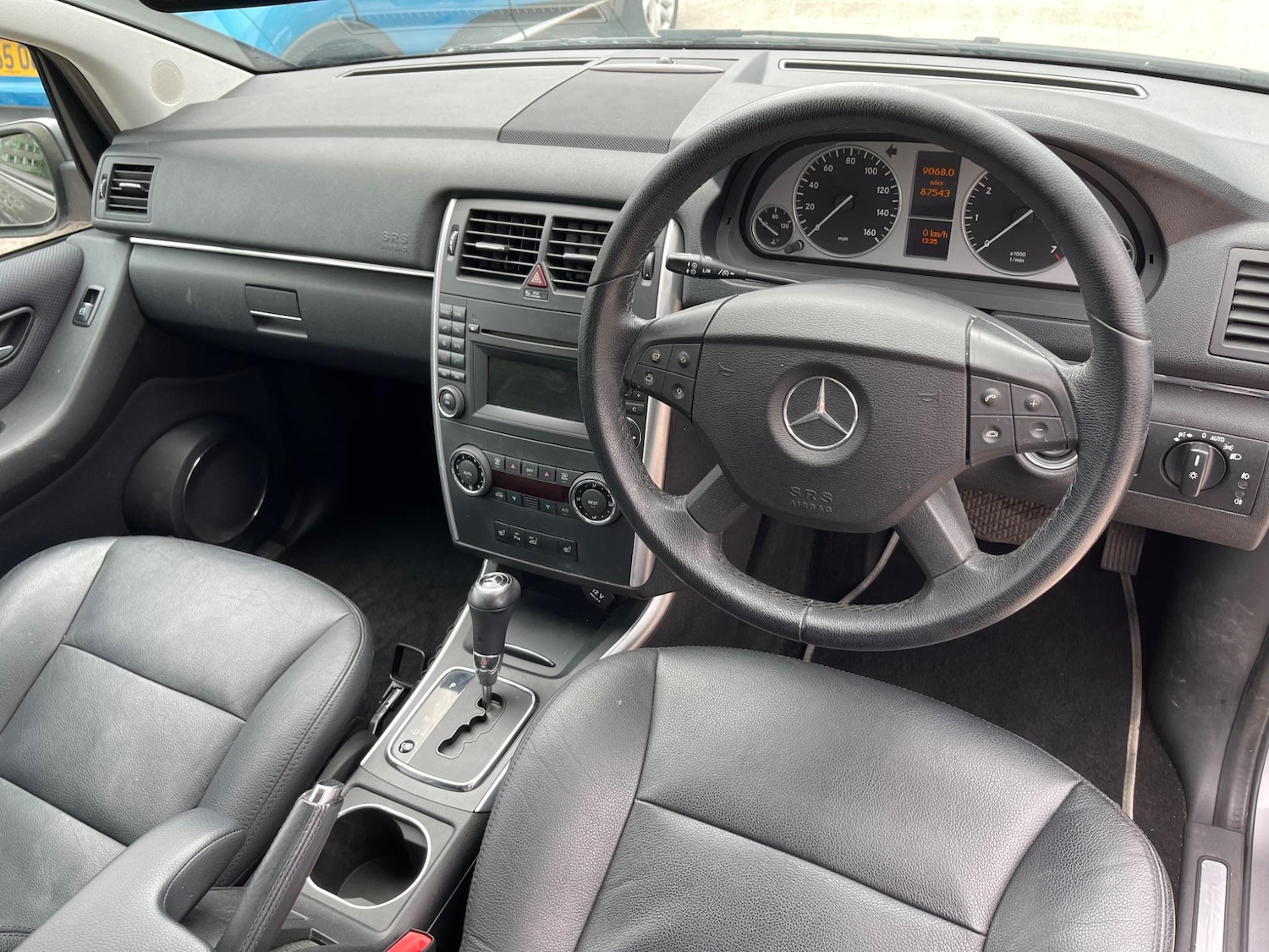 Used Mercedes-Benz B Class 2010 for sale - 77350503: Photo 13