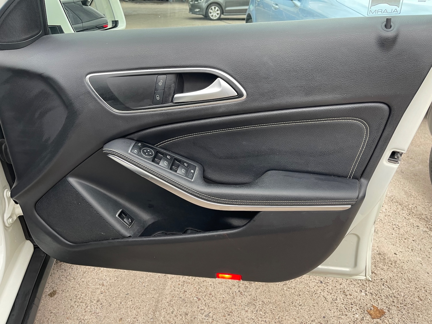 Used Mercedes-Benz GLA 2016 for sale - 76438915: Photo 17