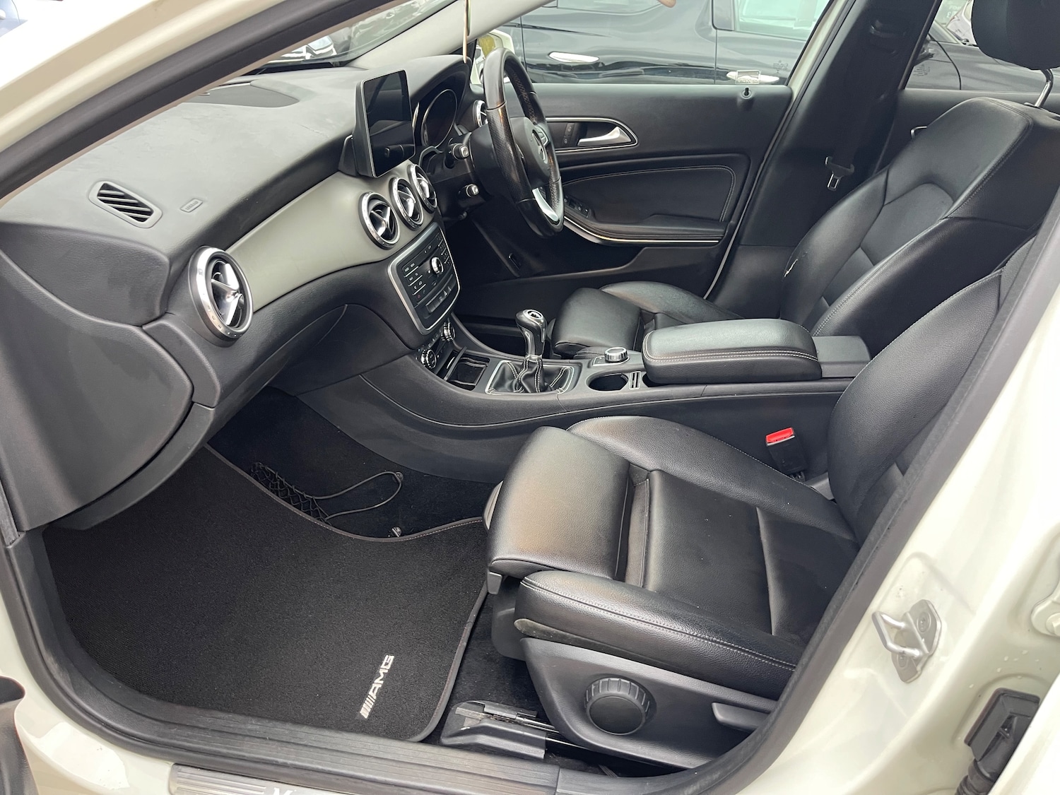 Used Mercedes-Benz GLA 2016 for sale - 76438915: Photo 25