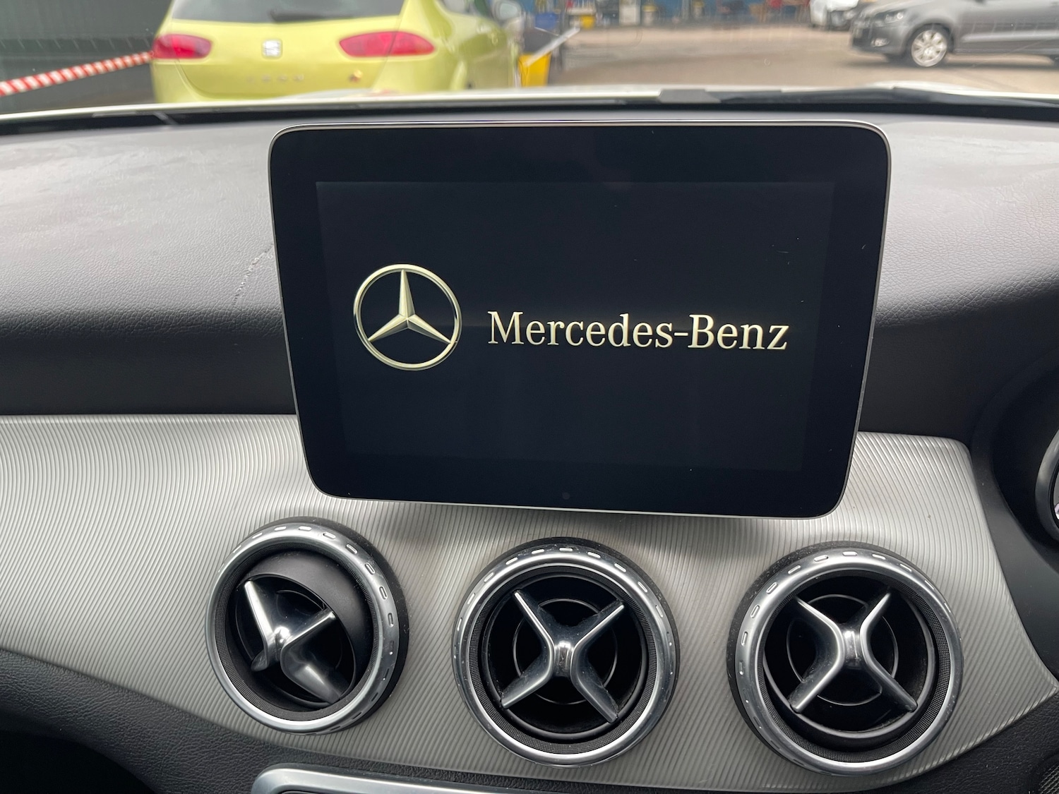 Used Mercedes-Benz GLA 2016 for sale - 76438915: Photo 28