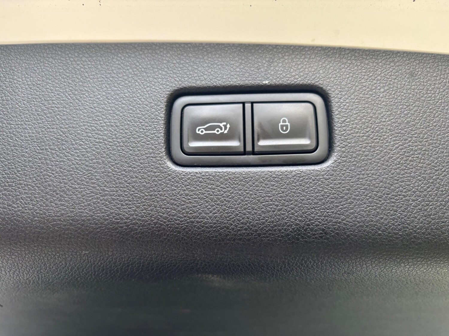 Used Genesis GV70 2023 for sale - 78020121: Photo 21