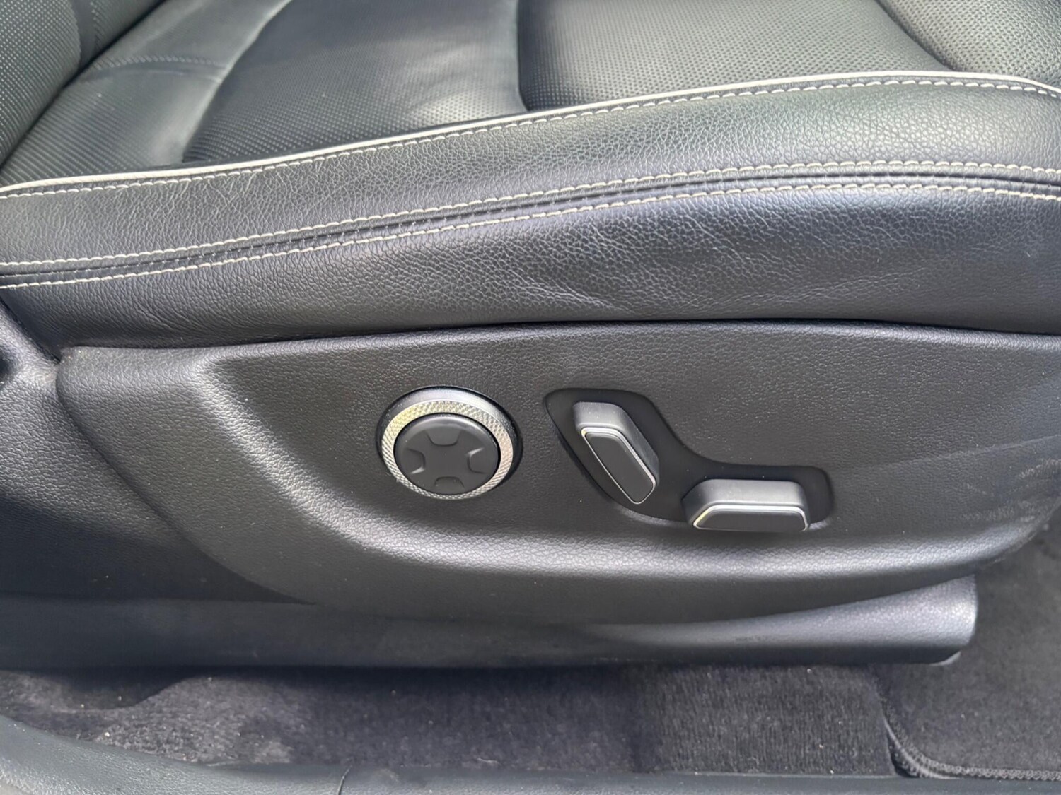 Used Genesis GV70 2023 for sale - 78020121: Photo 22