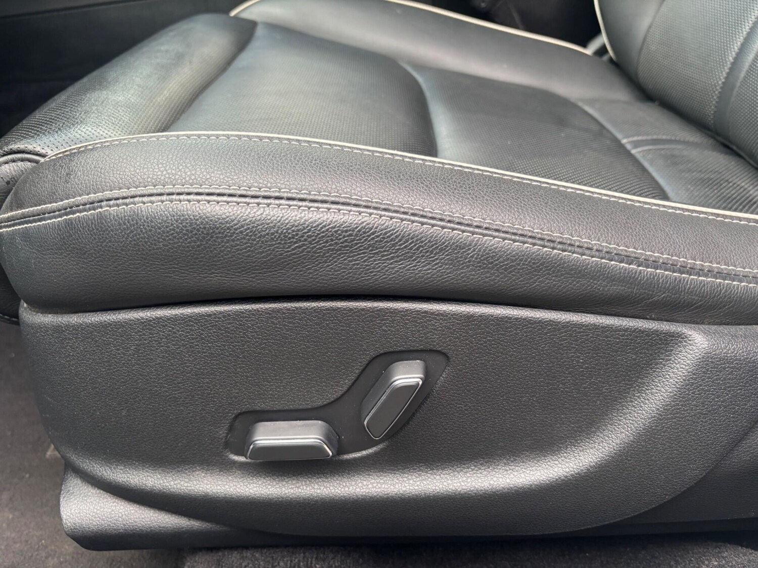 Used Genesis GV70 2023 for sale - 78020121: Photo 49