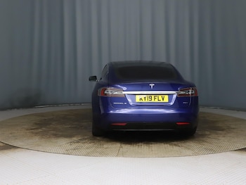 Used Tesla Model S 2019 for sale - 77637902: Photo