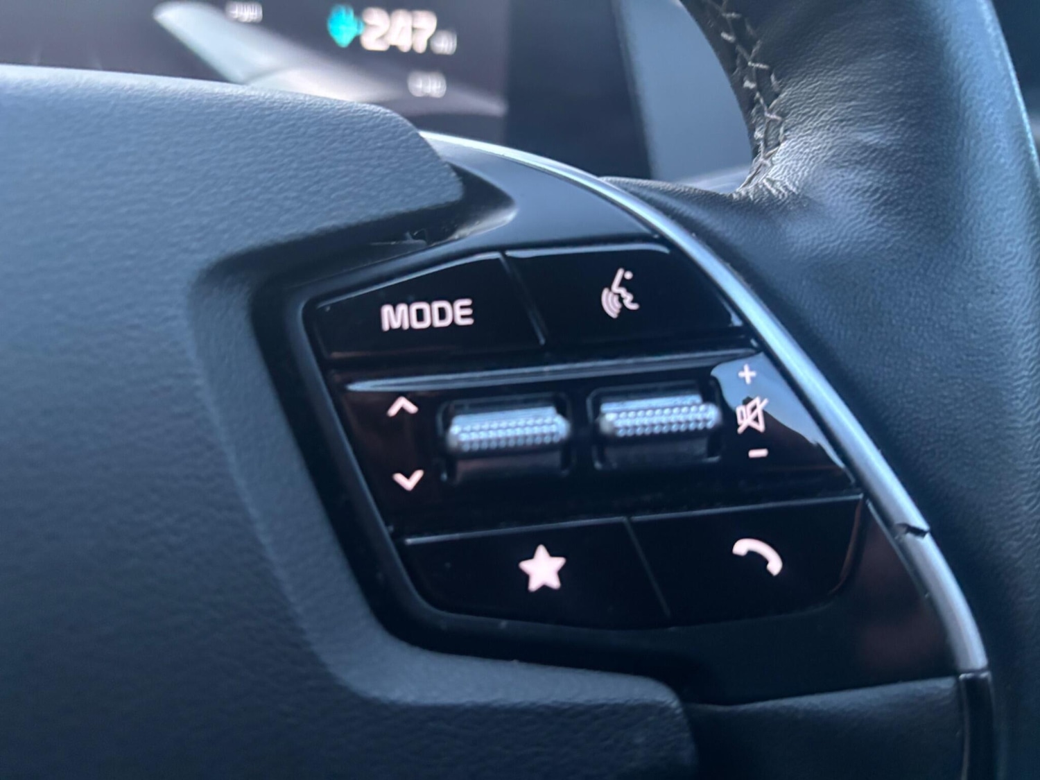 Used Kia EV6 for sale - 77266945: Photo 28