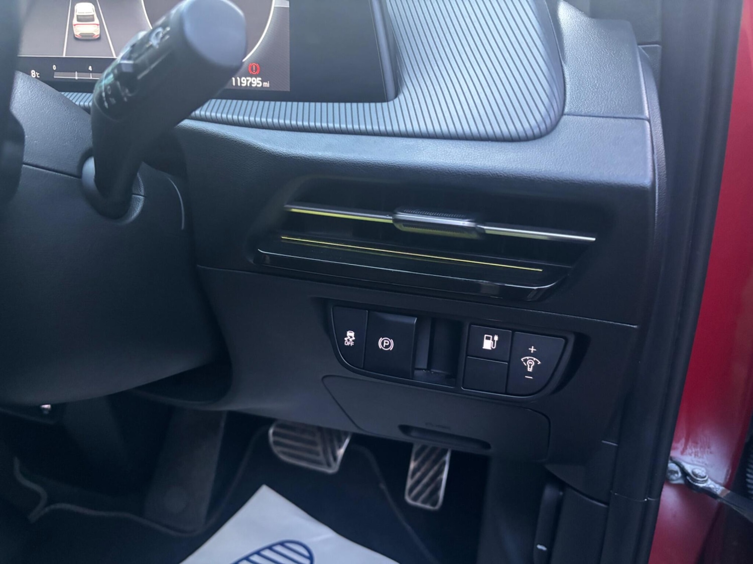 Used Kia EV6 for sale - 77266945: Photo 30