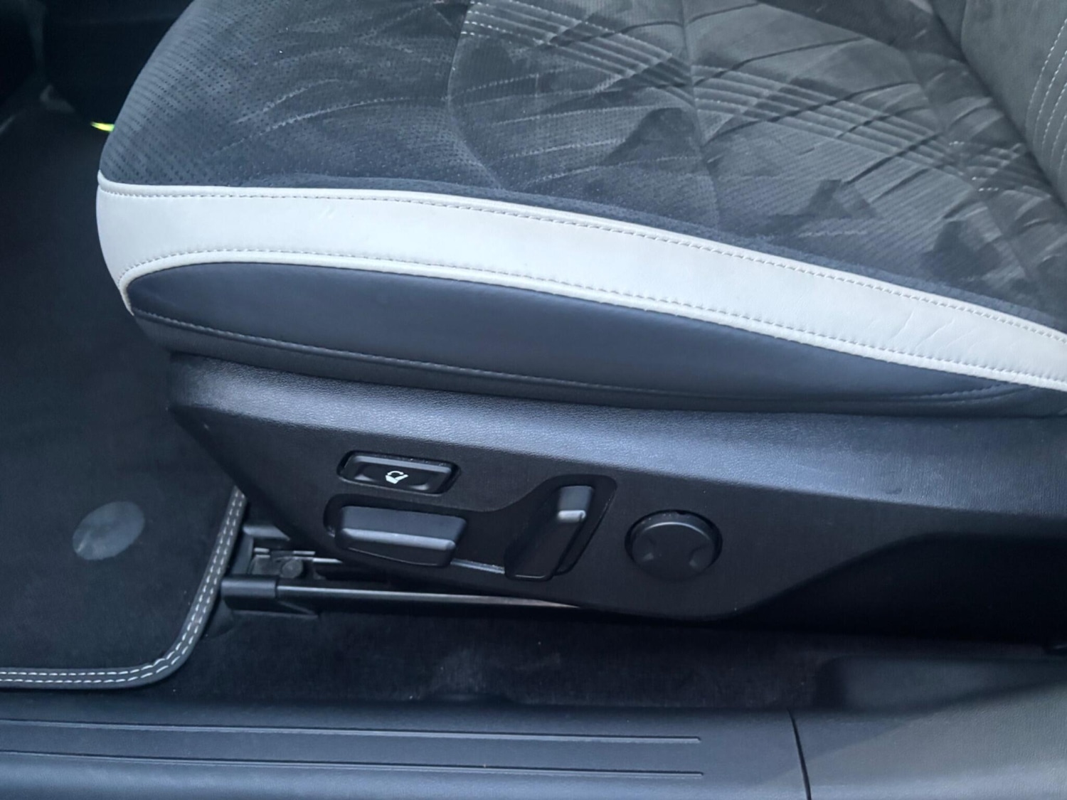 Used Kia EV6 for sale - 77266945: Photo 31