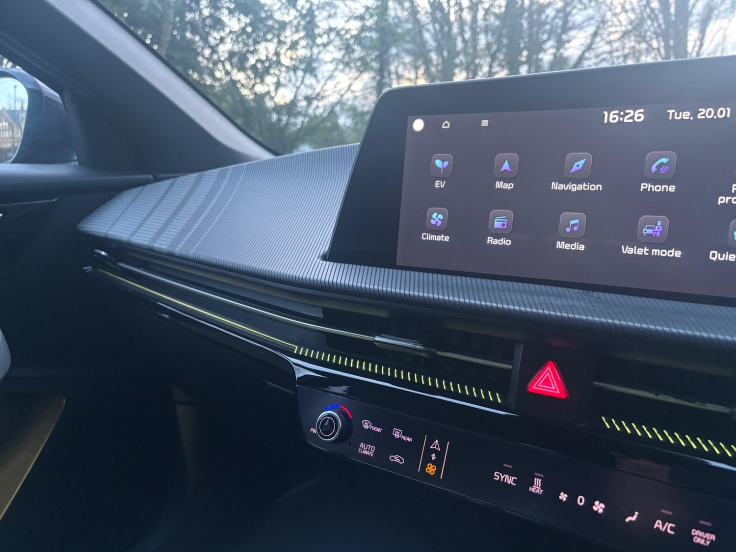 Used Kia EV6 for sale - 77266945: Photo 38