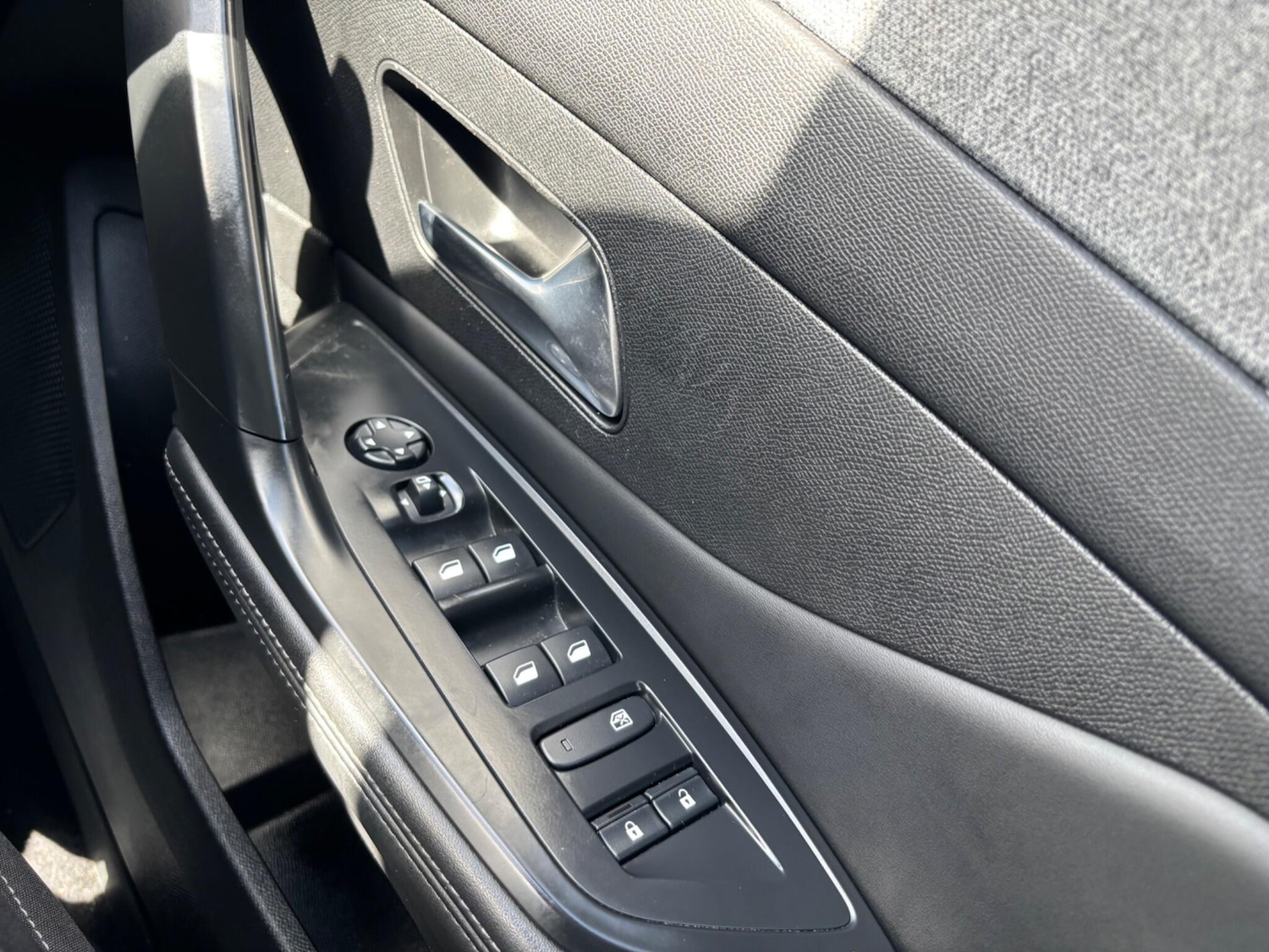 Used Peugeot 308 2022 for sale - 78147705: Photo 24