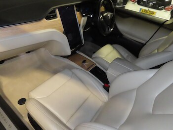 Used Tesla Model S 2019 for sale - 77705491: Photo