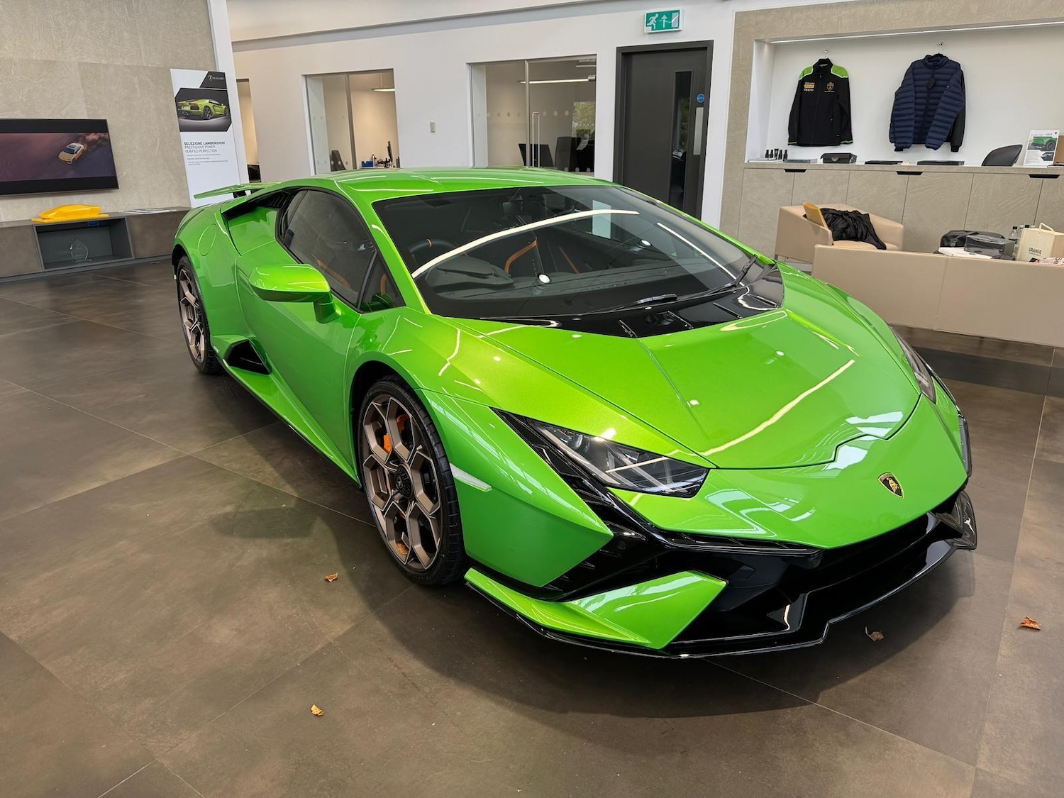 Used Lamborghini Huracan 2024 for sale - 77524729: Photo 73