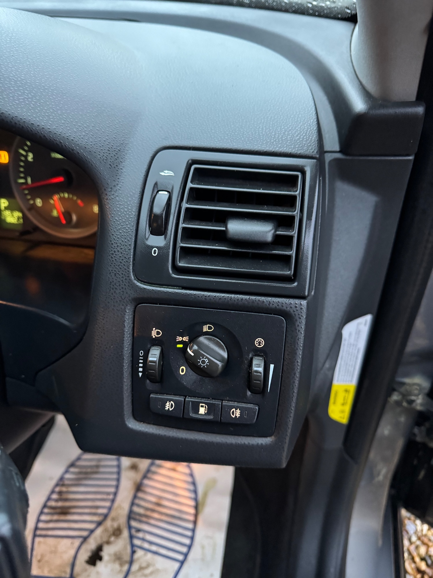 Used Volvo S40 2005 for sale - 77281174: Photo 19