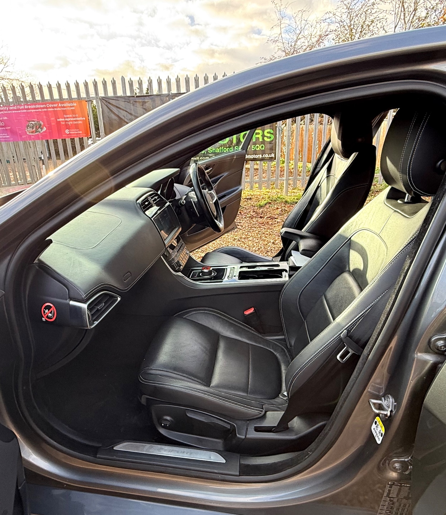 Used Jaguar XE 2019 for sale - 77200828: Photo 23