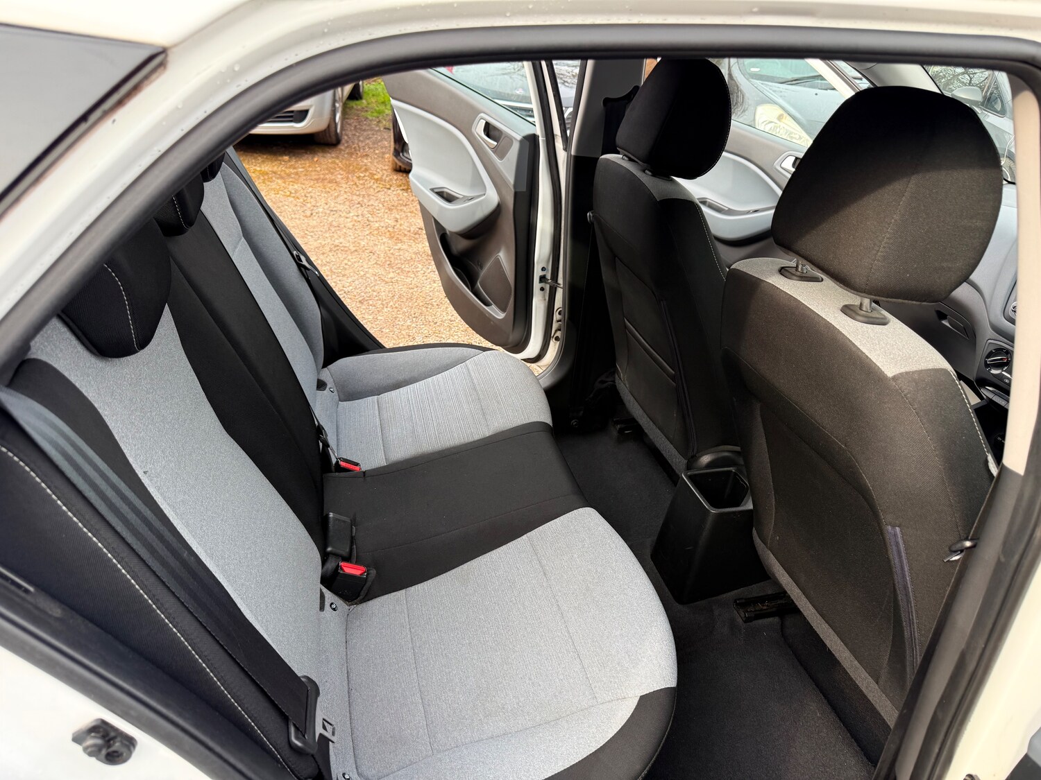 Used Hyundai i20 2015 for sale - 77648260: Photo 22