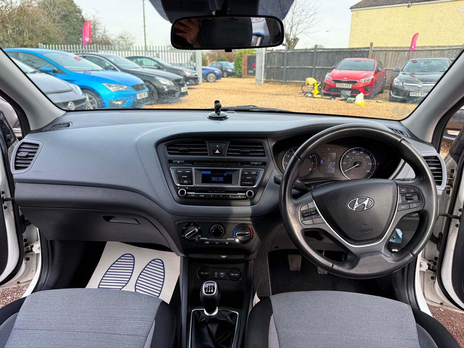 Used Hyundai i20 2015 for sale - 77648260: Photo 27