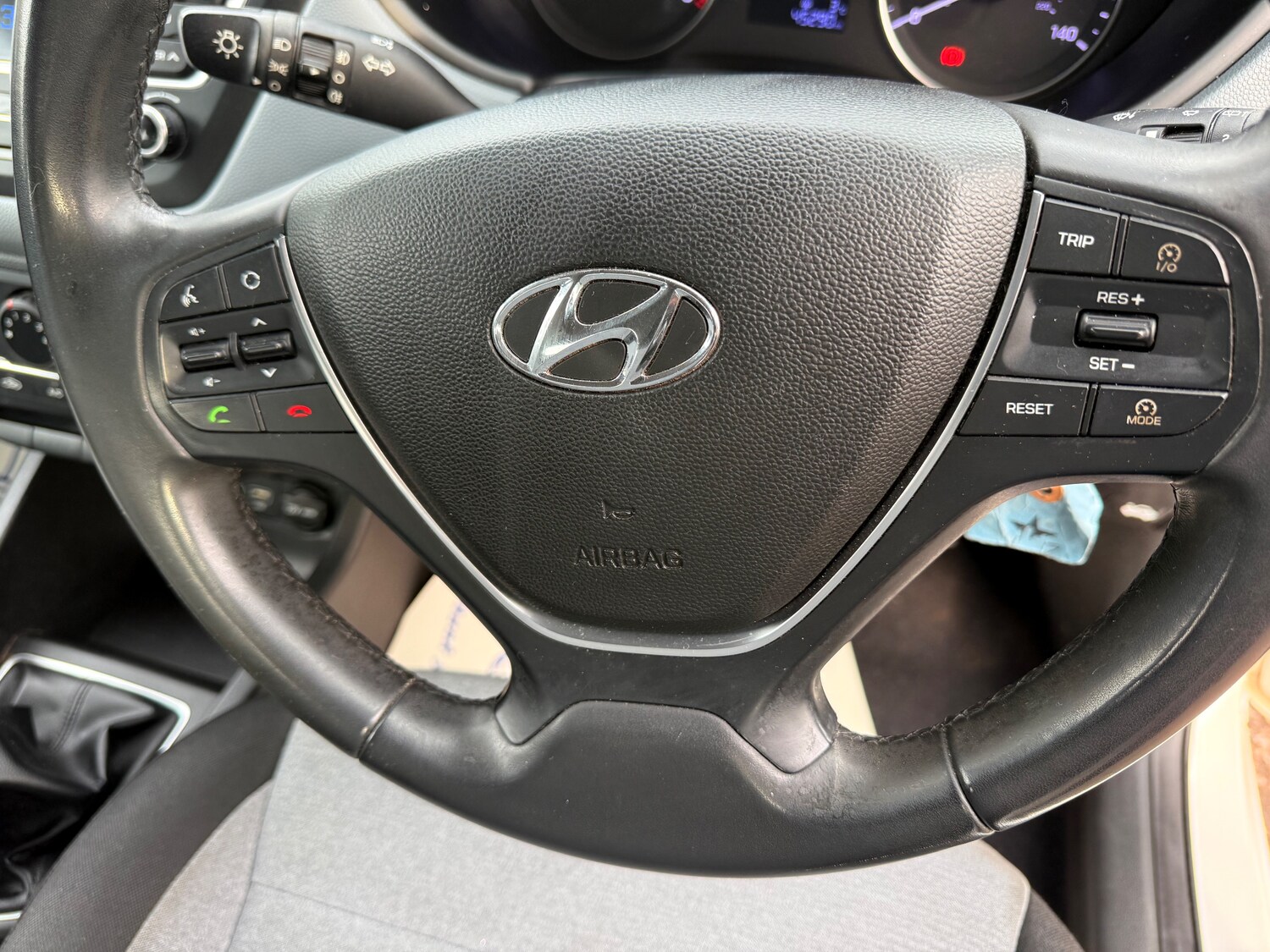Used Hyundai i20 2015 for sale - 77648260: Photo 37
