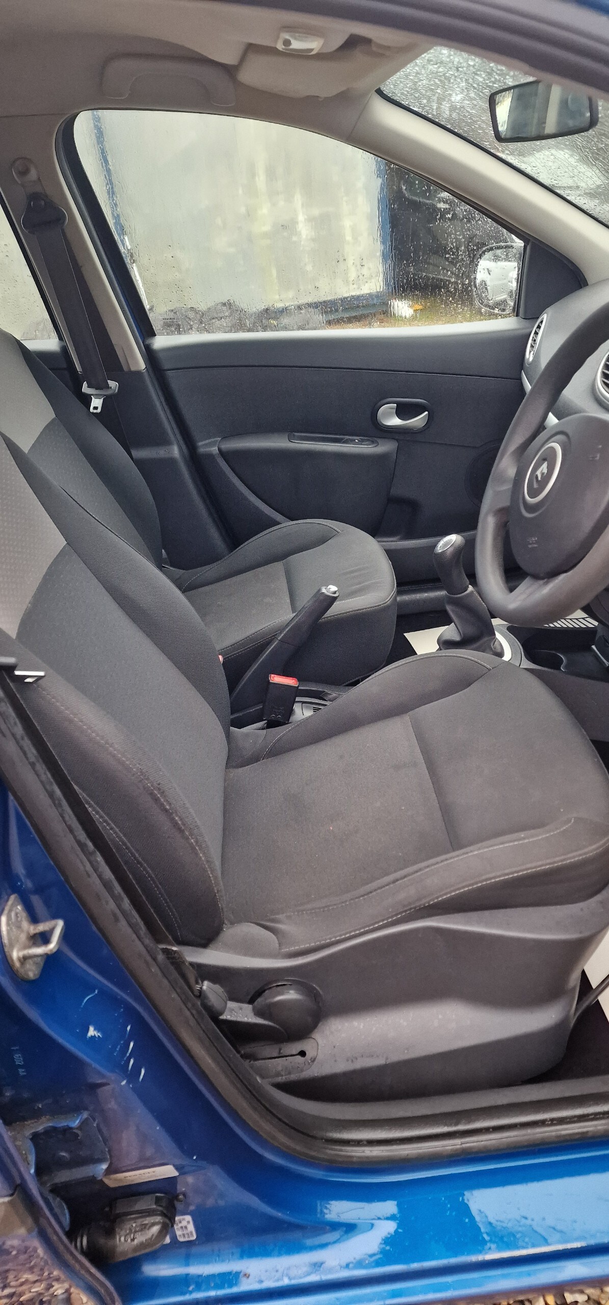 Used Renault Clio 2010 for sale - 77413980: Photo 13