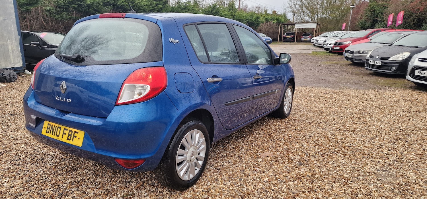 Used Renault Clio 2010 for sale - 77413980: Photo 8
